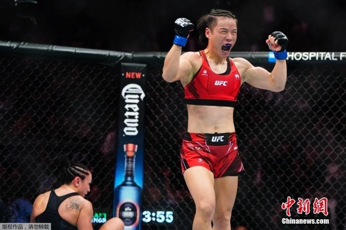 中国格斗女王张伟丽挑战UFC蝇量级冠军格拉索