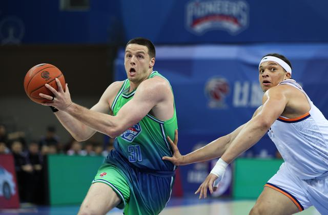 上海久事客场112-96力克天津先行者