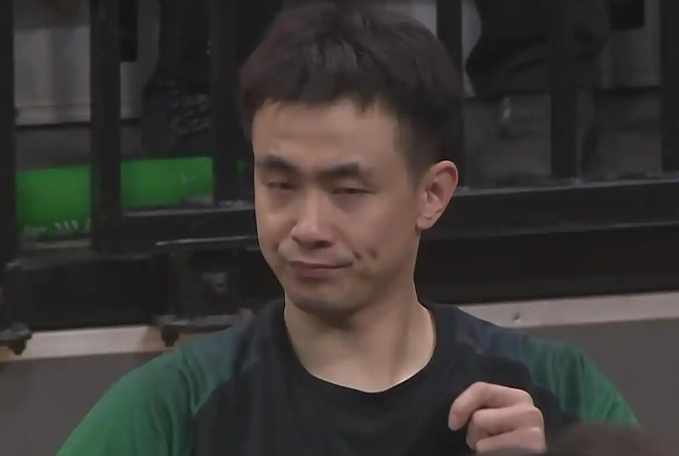 赵继伟带病出战辽宁男篮不敌山东系列赛生死战